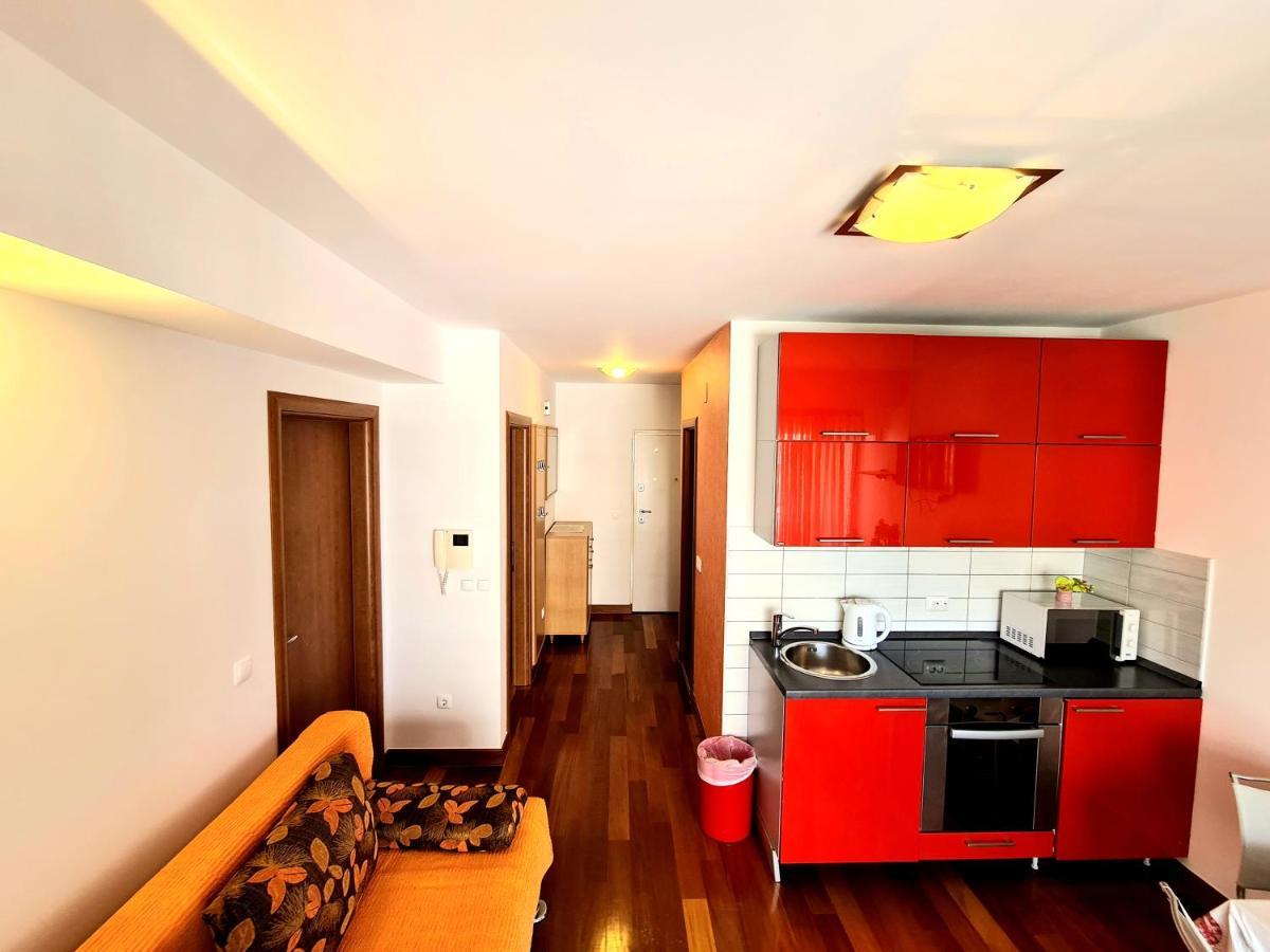 Apartments Veronika Макарська Екстер'єр фото